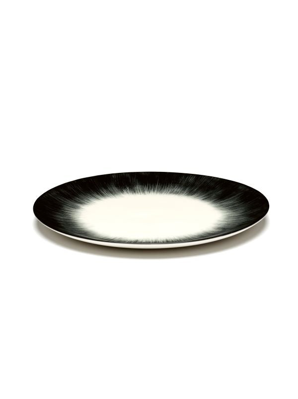Ann Demeulemeester DÉ Teller D24cm Var 5 cremeweiß-schwarz bei Serax