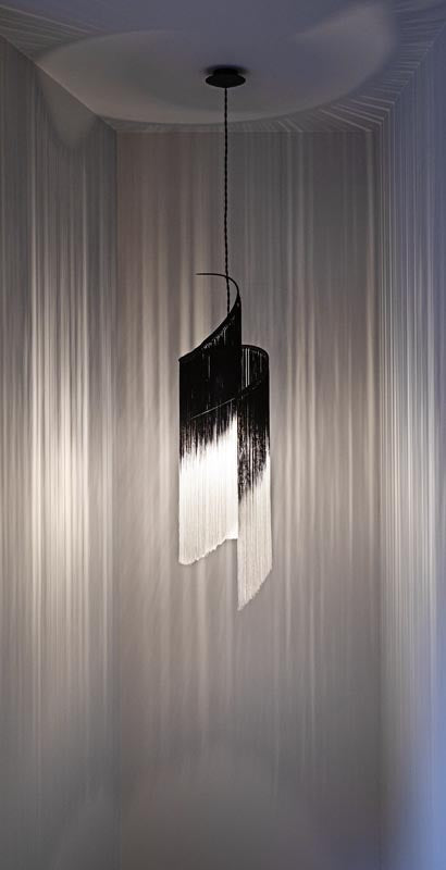 Ann Demeulemeester Hängeleuchte REY 1 Serax Lampe schwarz-weiß 23xH90cm