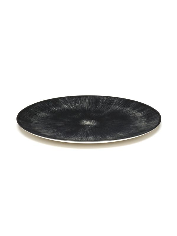 Ann Demeulemeester DÉ Teller D24 Var 6 cremeweiß-schwarz bei Serax