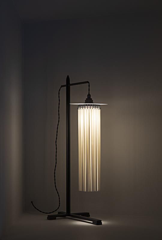 Ann Demeulemeester Tischleuchte OLGA 4 Design Lampe Serax 37x23xH70cm
